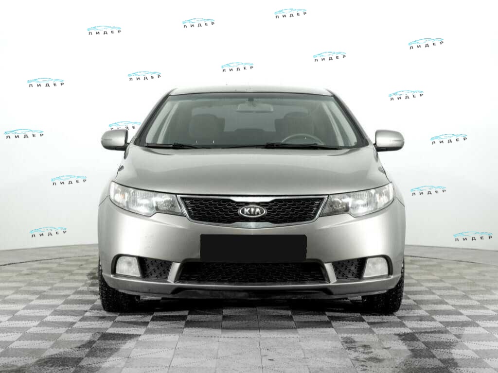 Б/У Киа Церато 2010 года. Фото: #1