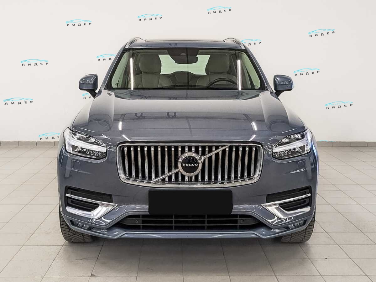 Б/У Вольво ИксЦ90 2020 года. Фото: #1