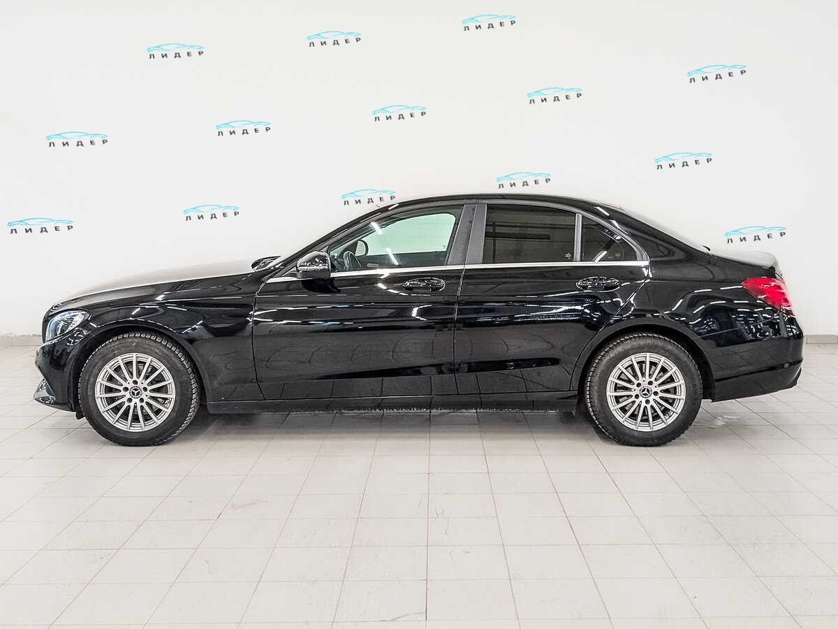 Б/У Мерседес-Бенц Ц-Класс 2018 года. Фото: #7