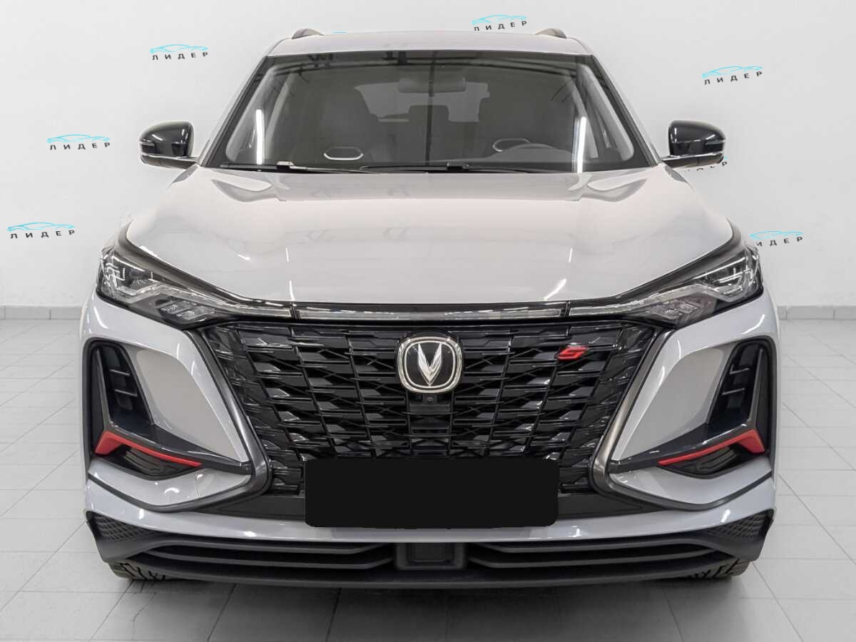 Б/У Чанган CS75 Plus 2023 года. Фото: #1