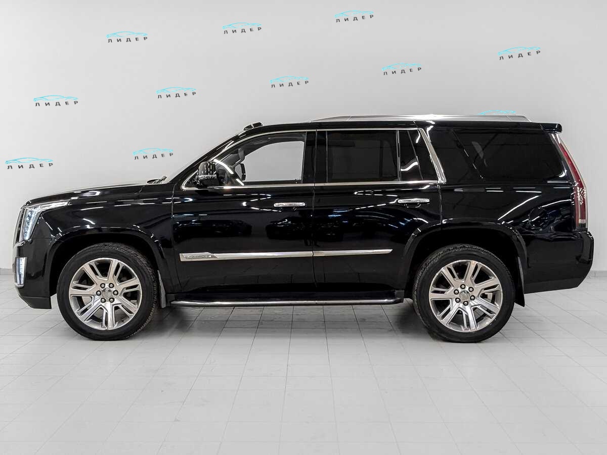 Б/У Кадиллак Эскалэйд 2017 года. Фото: #7