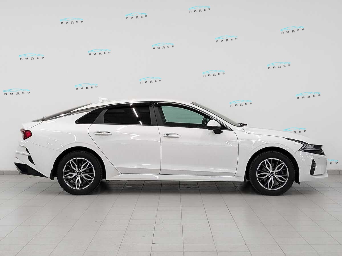 Б/У Киа К5 2022 года. Фото: #3