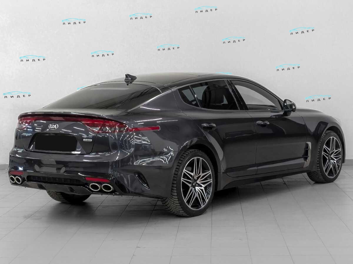 Б/У Киа Стингер 2021 года. Фото: #4