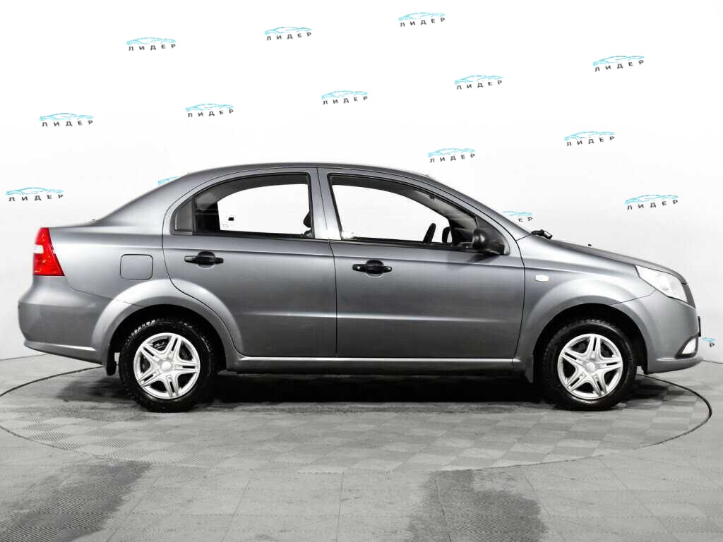 Б/У Шевроле Нексия 2021 года. Фото: #3