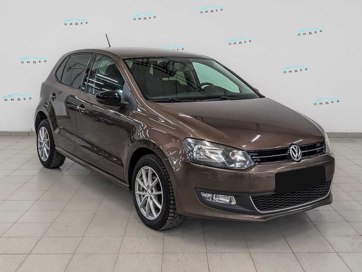 Б/У Фольксваген Поло 2011 года. Фото: #2