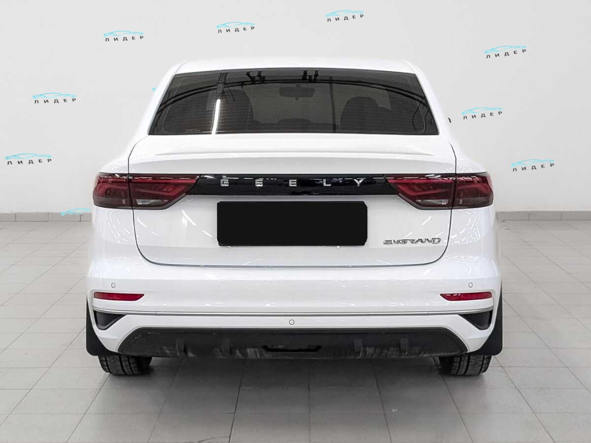 Б/У Джили Эмгранд 2024 года. Фото: #5