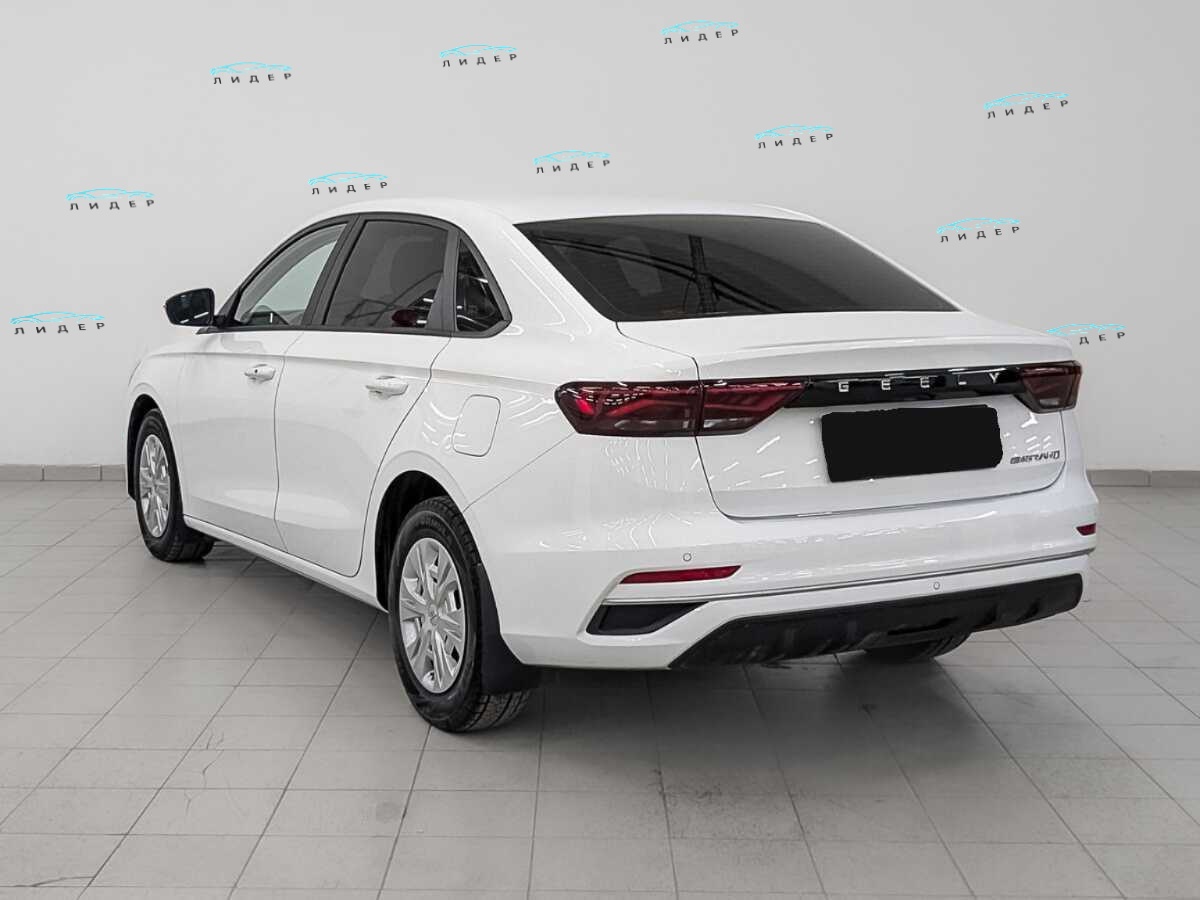 Б/У Джили Эмгранд 2024 года. Фото: #6