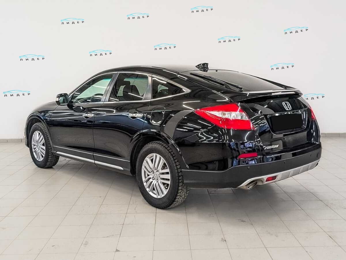 Б/У Хонда Кросстур 2014 года. Фото: #6