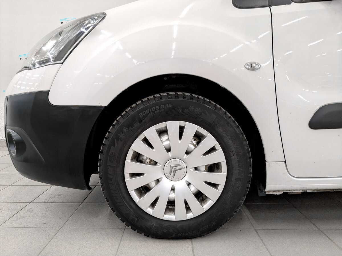 Б/У Ситроен Берлинго 2014 года. Фото: #17