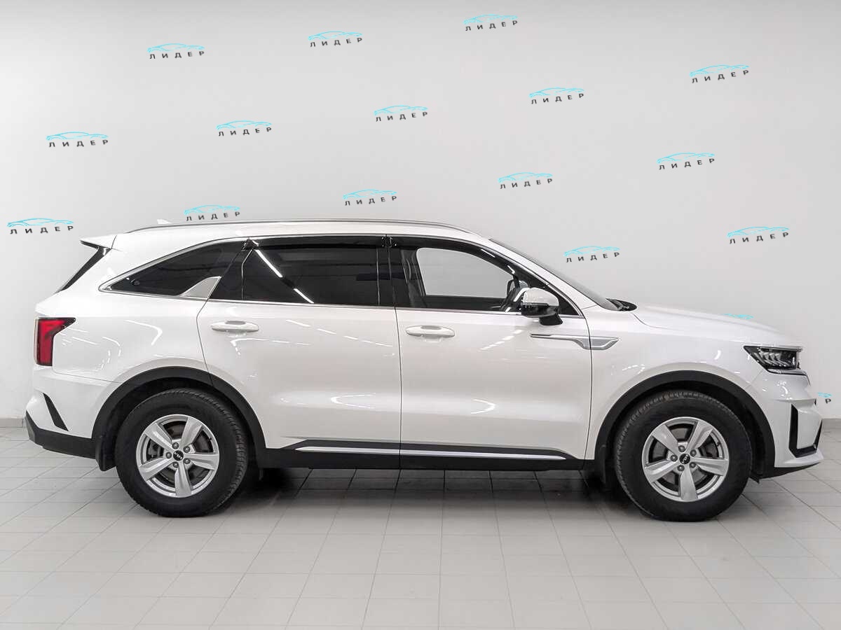 Б/У Киа Соренто 2022 года. Фото: #3