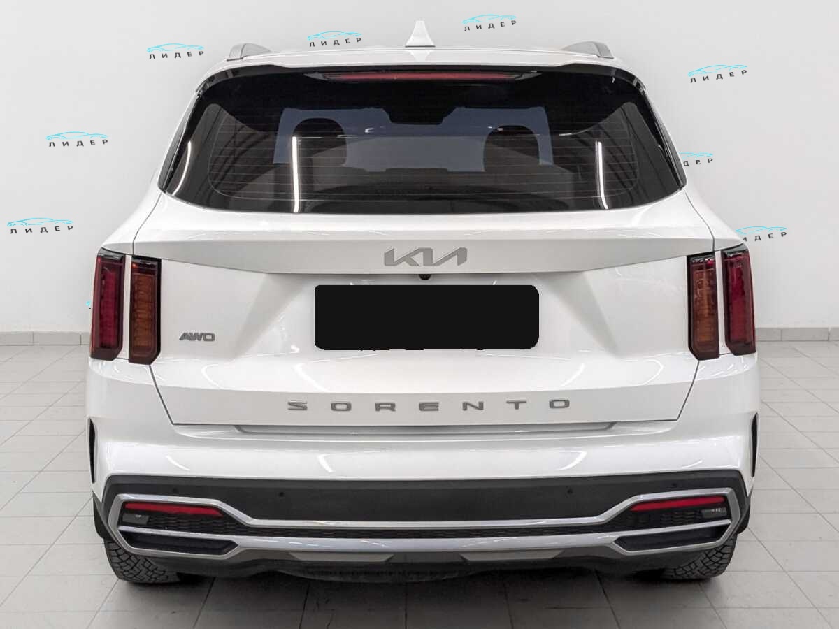 Б/У Киа Соренто 2022 года. Фото: #5