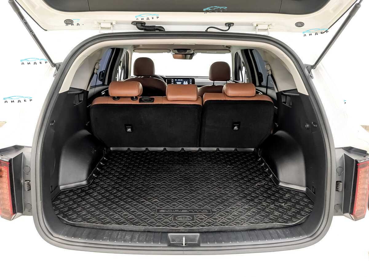 Б/У Киа Соренто 2022 года. Фото: #9