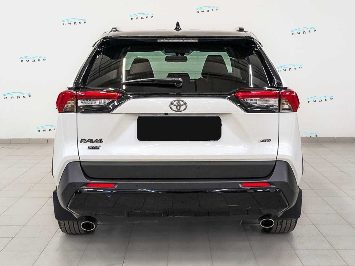 Б/У Тойота Рав4 2021 года. Фото: #5