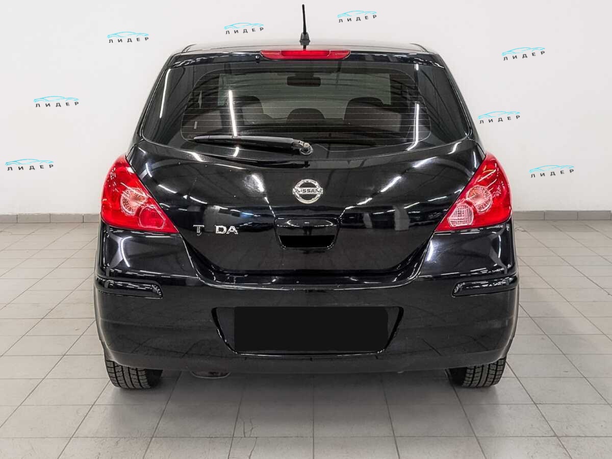 Б/У Ниссан Тиида 2010 года. Фото: #5