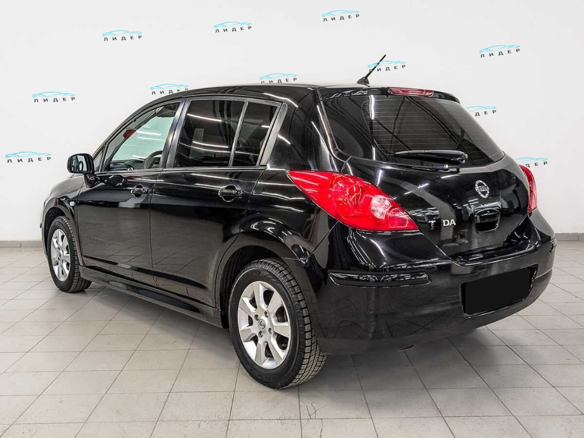 Б/У Ниссан Тиида 2010 года. Фото: #6