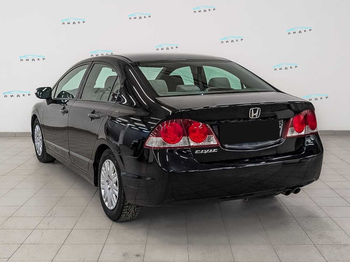 Б/У Хонда Цивик 2008 года. Фото: #6