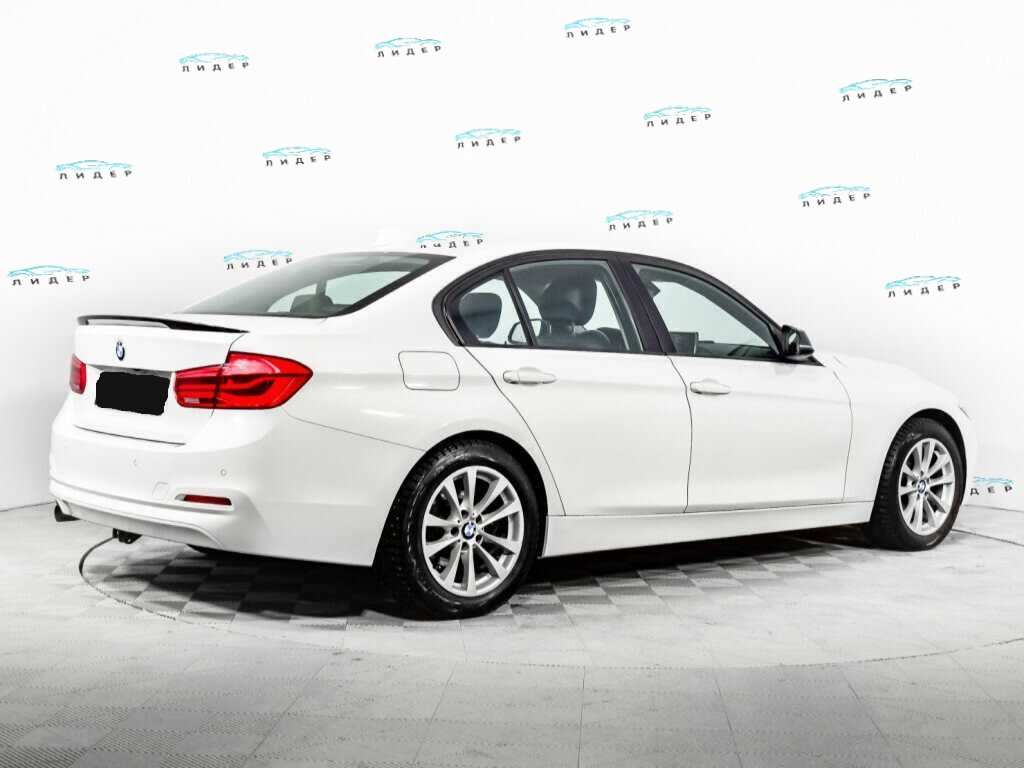 Б/У БМВ 3 серии 2015 года. Фото: #4