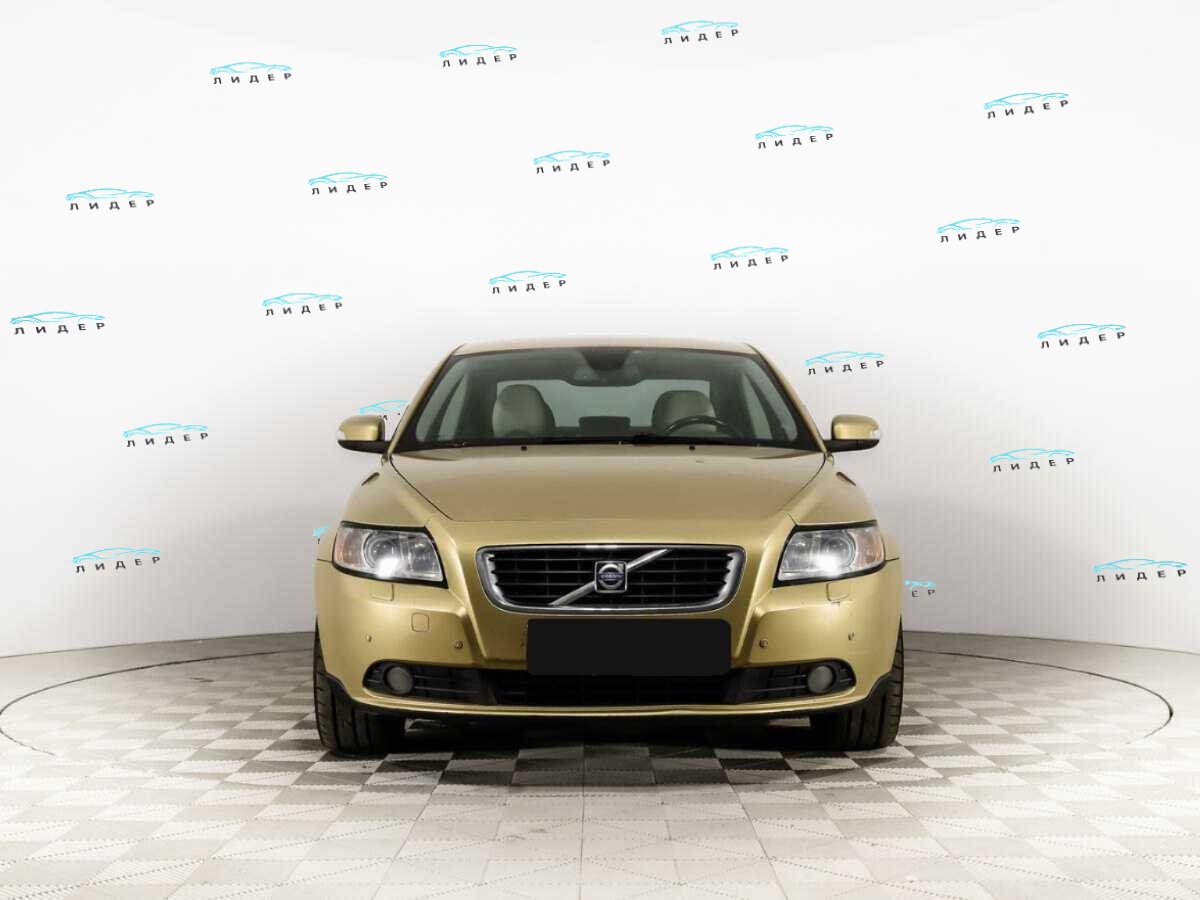 Б/У Вольво С40 2007 года. Фото: #1