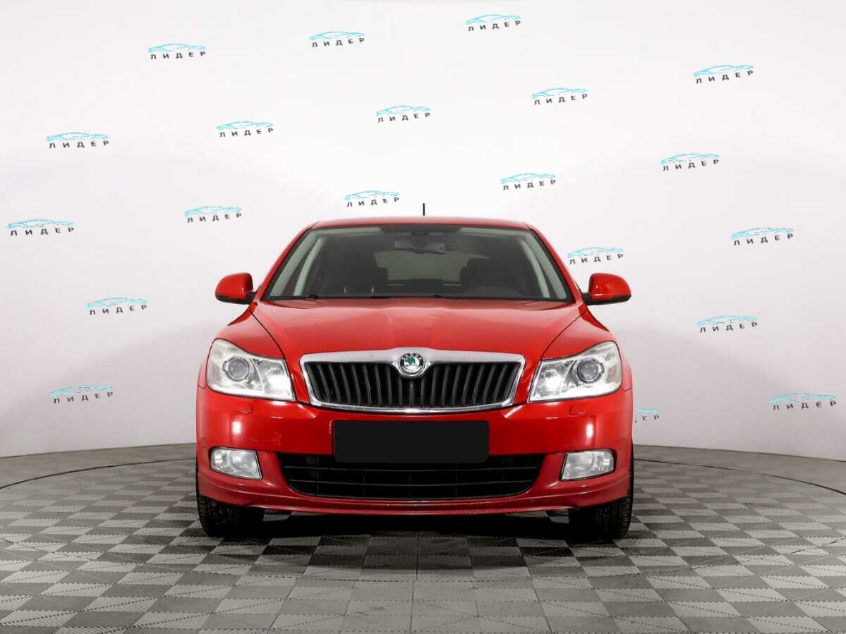 Б/У Шкода Октавия 2011 года. Фото: #1