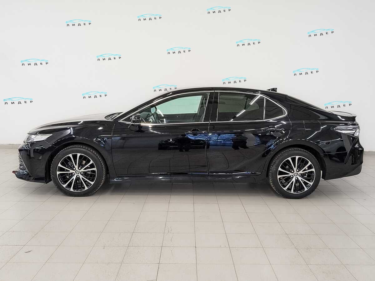 Б/У Тойота Камри 2020 года. Фото: #7