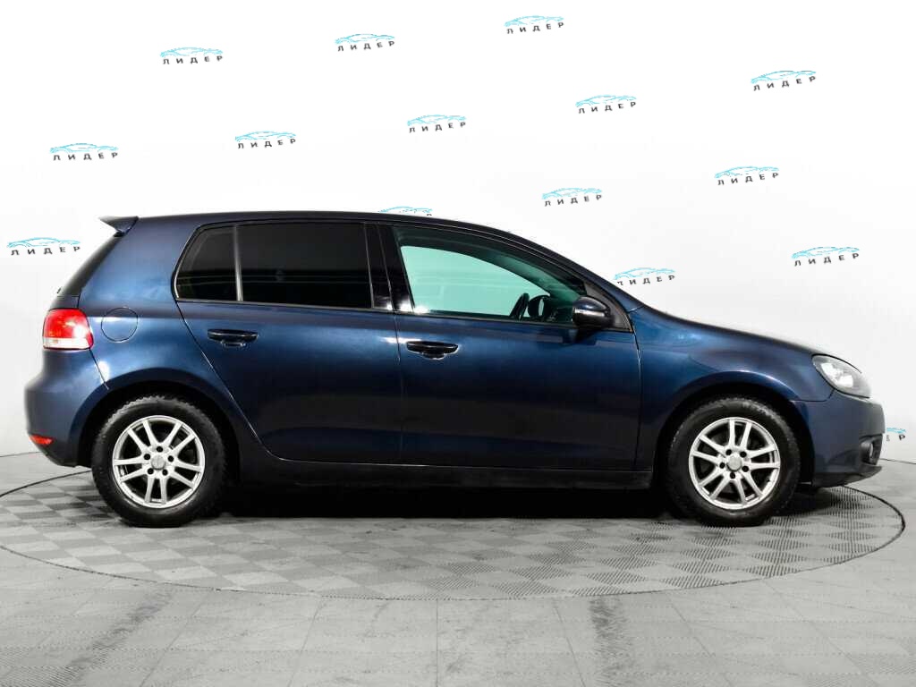 Б/У Фольксваген Гольф 2011 года. Фото: #3