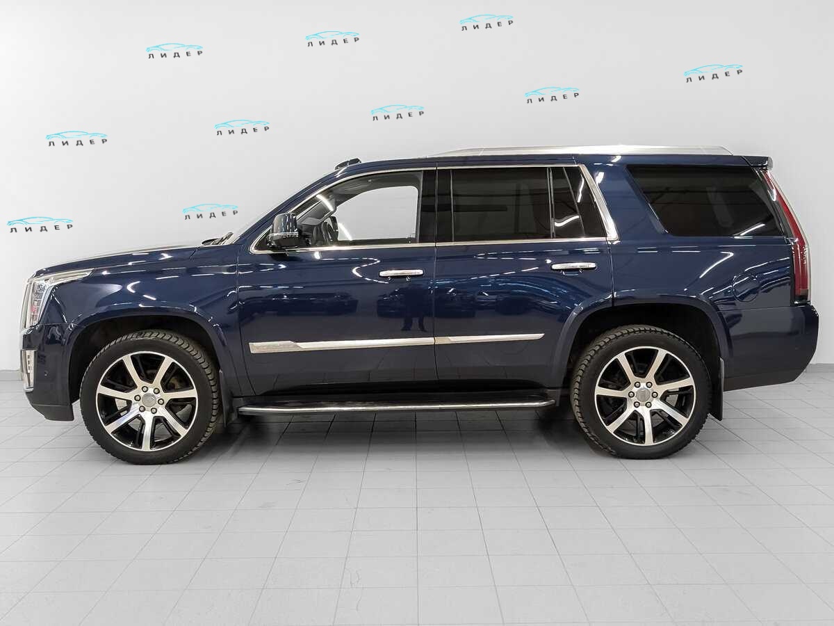 Б/У Кадиллак Эскалэйд 2018 года. Фото: #7