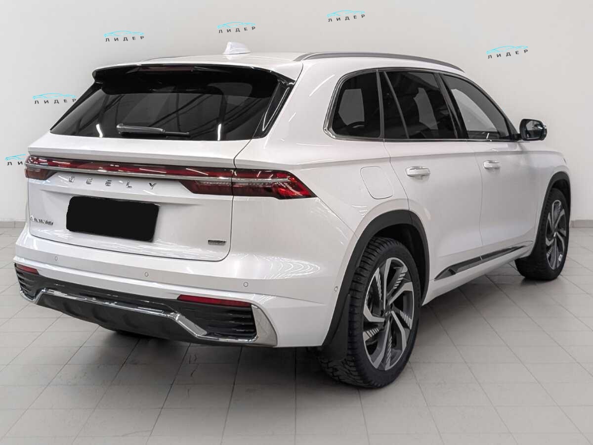 Б/У Джили Монжаро 2023 года. Фото: #4