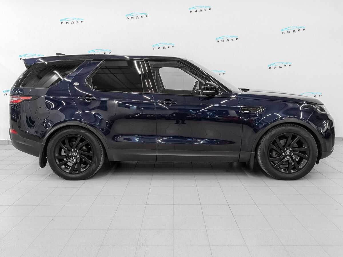 Б/У Лэнд Ровер Дискавери 2019 года. Фото: #3