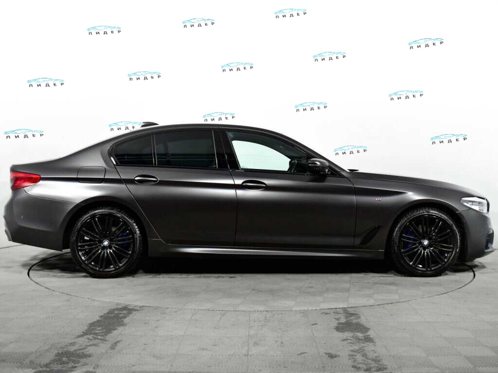 Б/У БМВ 5 серии 2019 года. Фото: #3