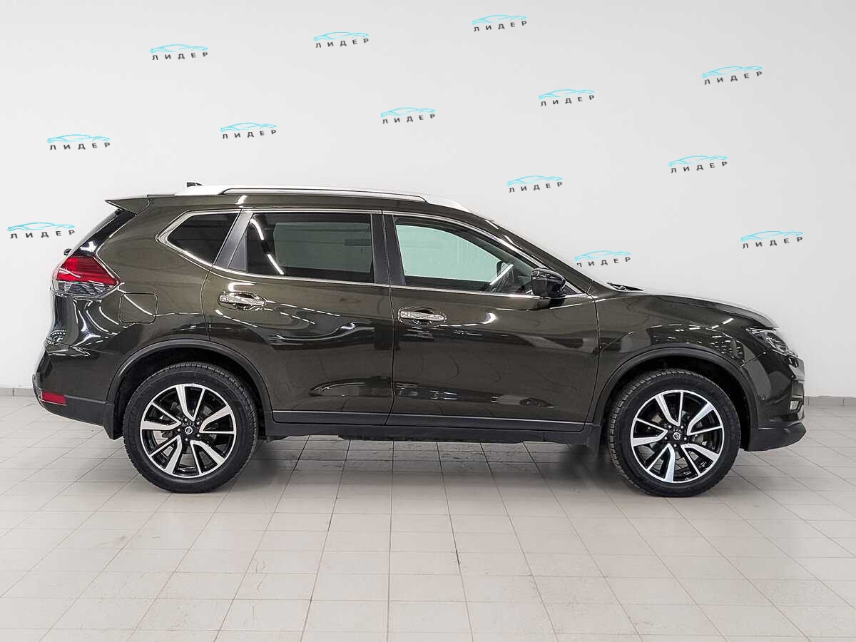 Б/У Ниссан Икс-Трейл 2022 года. Фото: #3
