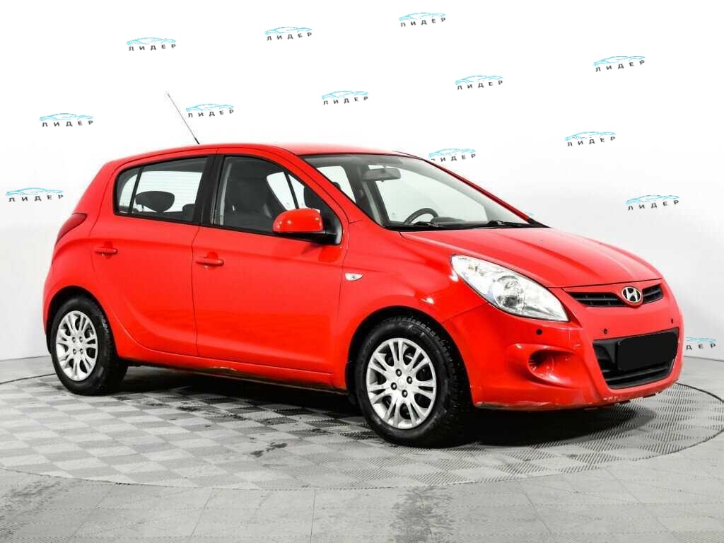 Б/У Хендай ай20 2009 года. Фото: #2