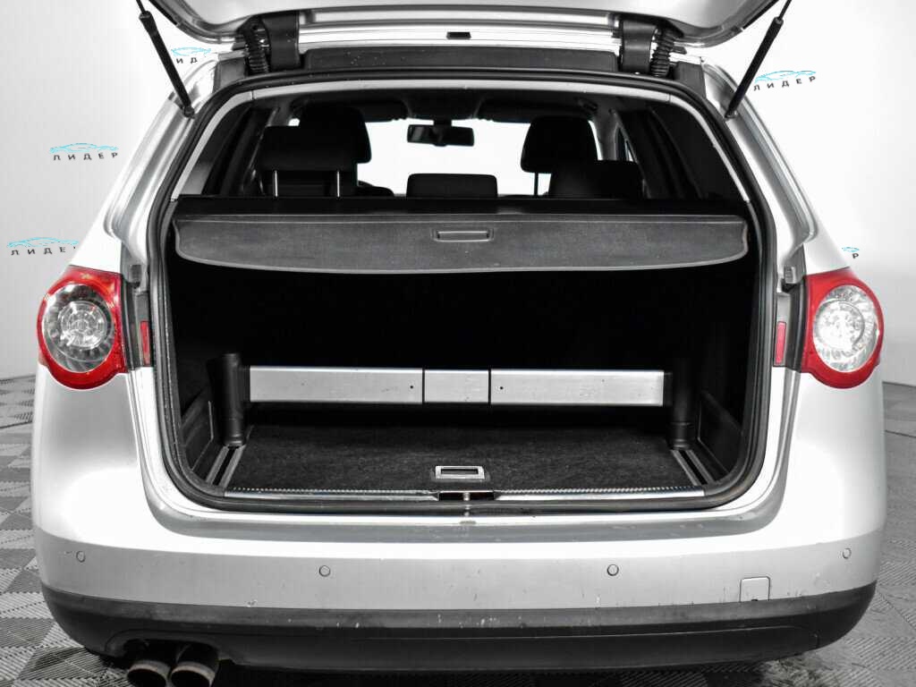 Б/У Фольксваген Пассат 2008 года. Фото: #12