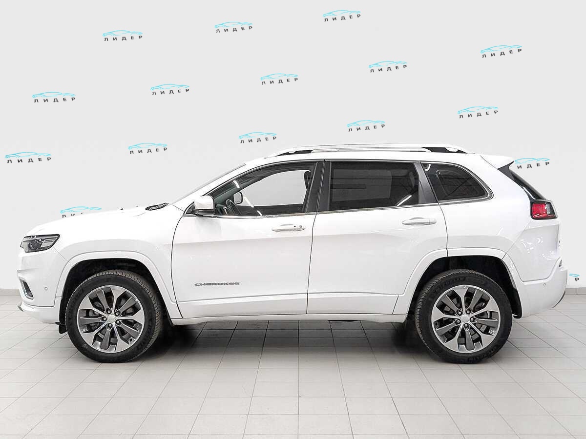 Б/У Джип Чироки 2019 года. Фото: #7