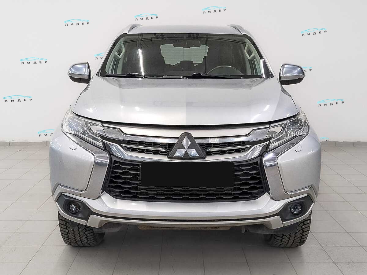 Mitsubishi Pajero Sport 2020 года с пробегом. Фото: #1
