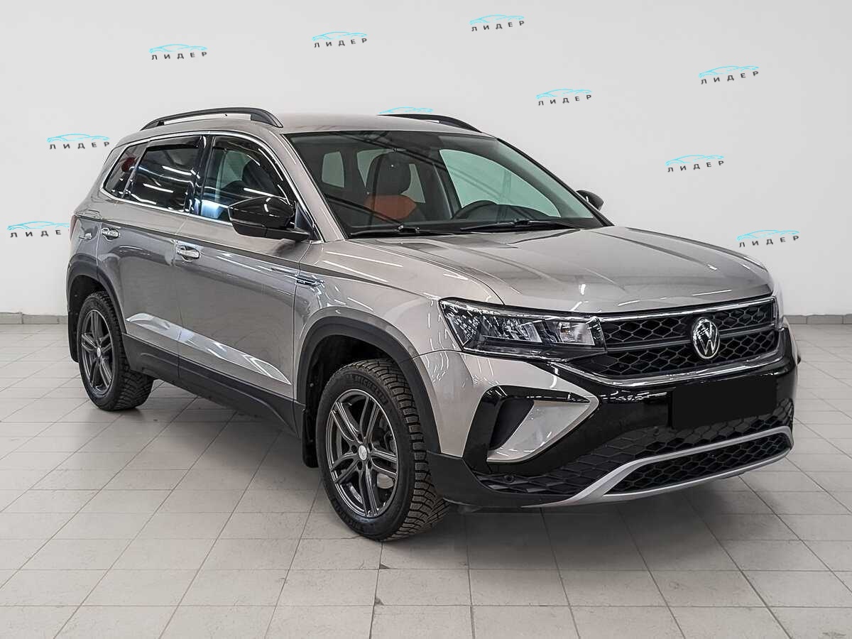 Б/У Фольксваген Таос 2021 года. Фото: #2