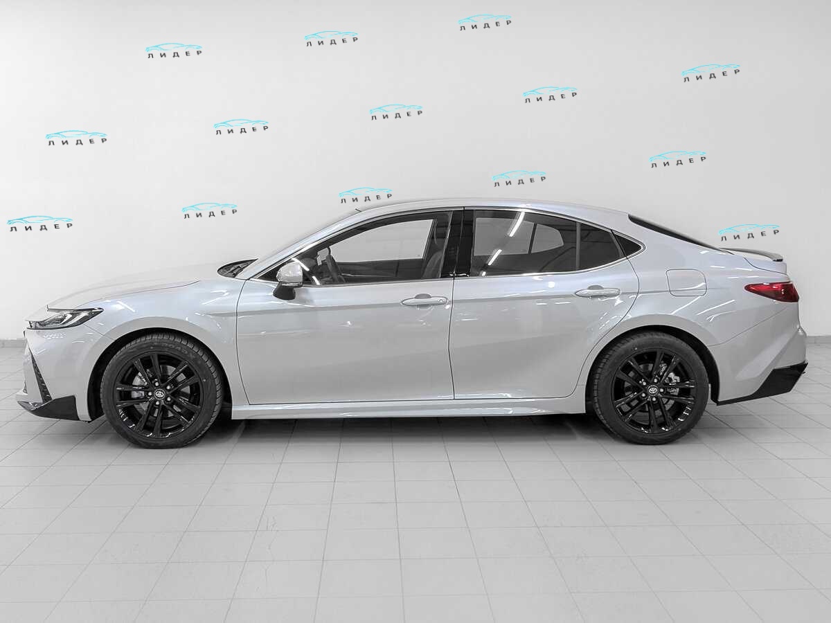Б/У Тойота Камри 2024 года. Фото: #7