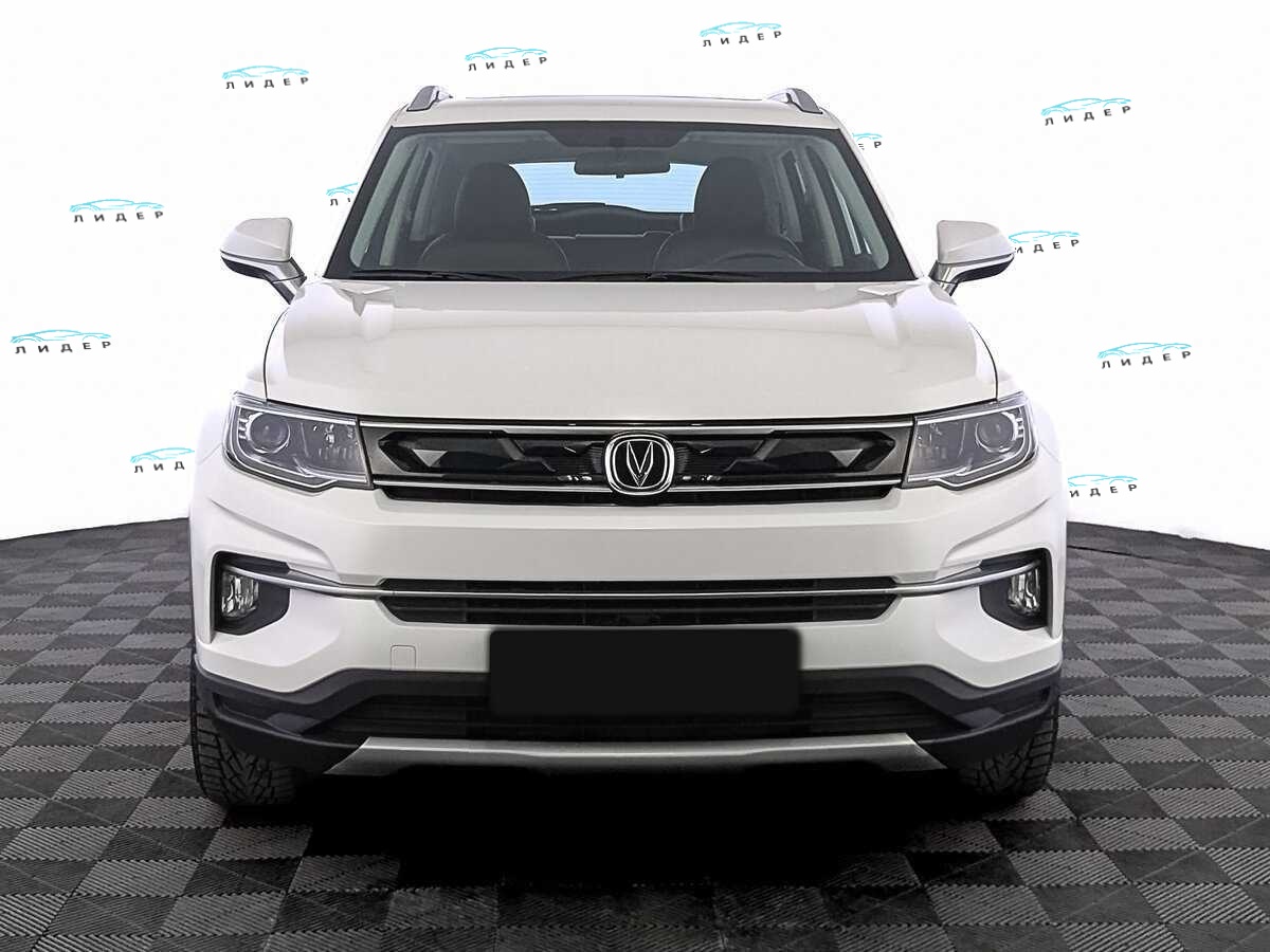 Б/У Чанган CS35 Plus 2021 года. Фото: #1