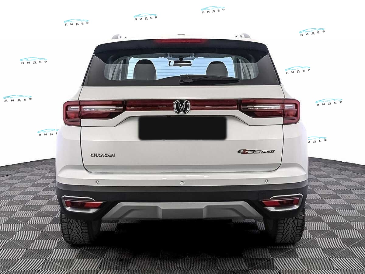 Б/У Чанган CS35 Plus 2021 года. Фото: #5