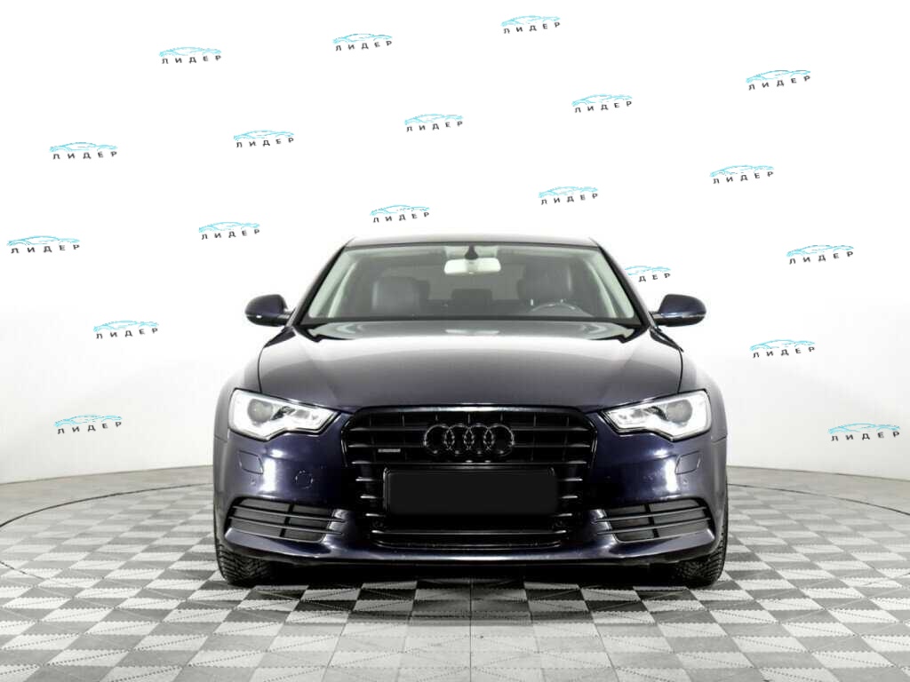 Б/У Ауди А6 2012 года. Фото: #1