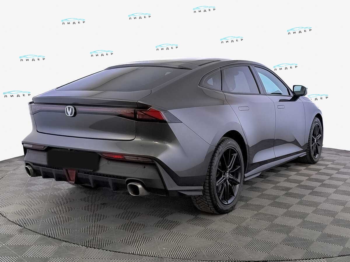 Б/У Чанган УНИ-В 2022 года. Фото: #4