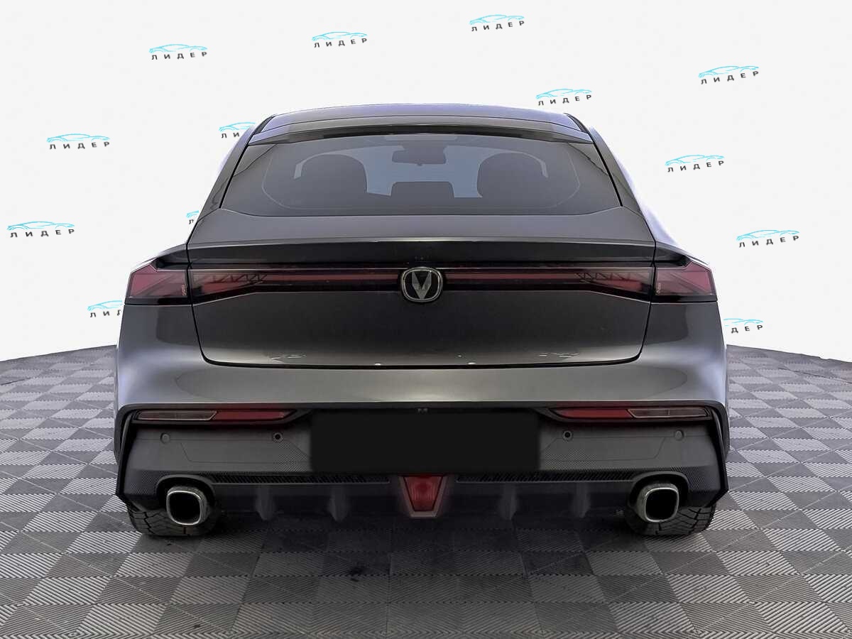 Б/У Чанган УНИ-В 2022 года. Фото: #5