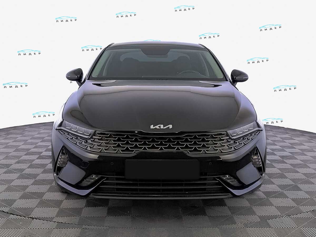 Б/У Киа К5 2022 года. Фото: #1