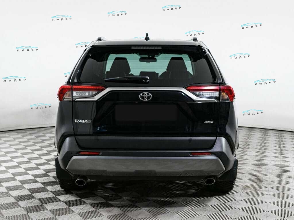 Б/У Тойота Рав4 2021 года. Фото: #4