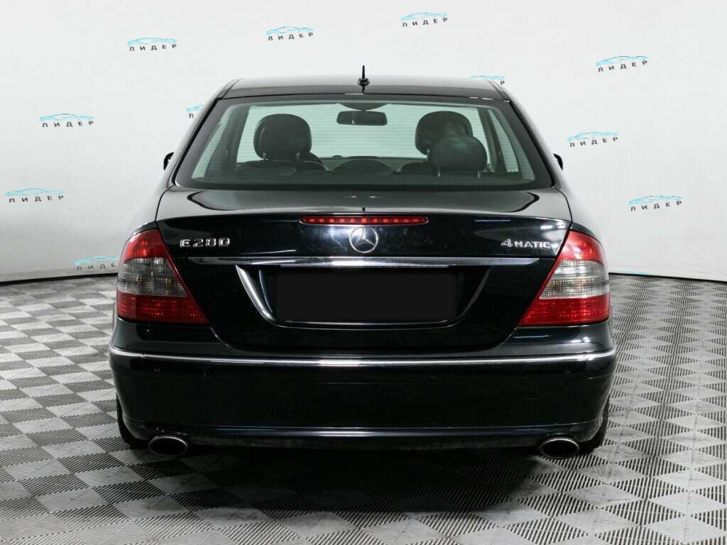 Б/У Мерседес-Бенц Е-Класс 2007 года. Фото: #4