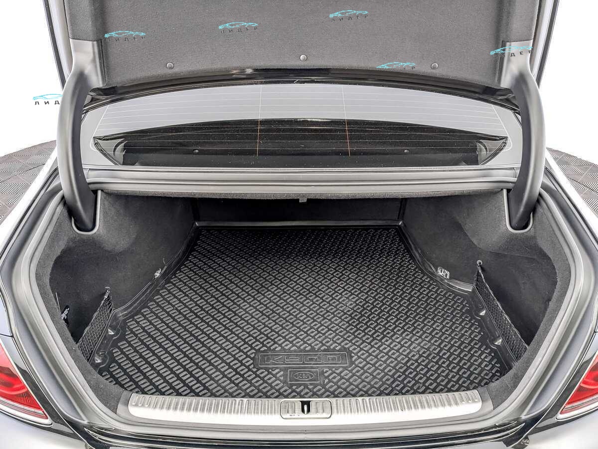 Б/У Киа К900 2019 года. Фото: #9