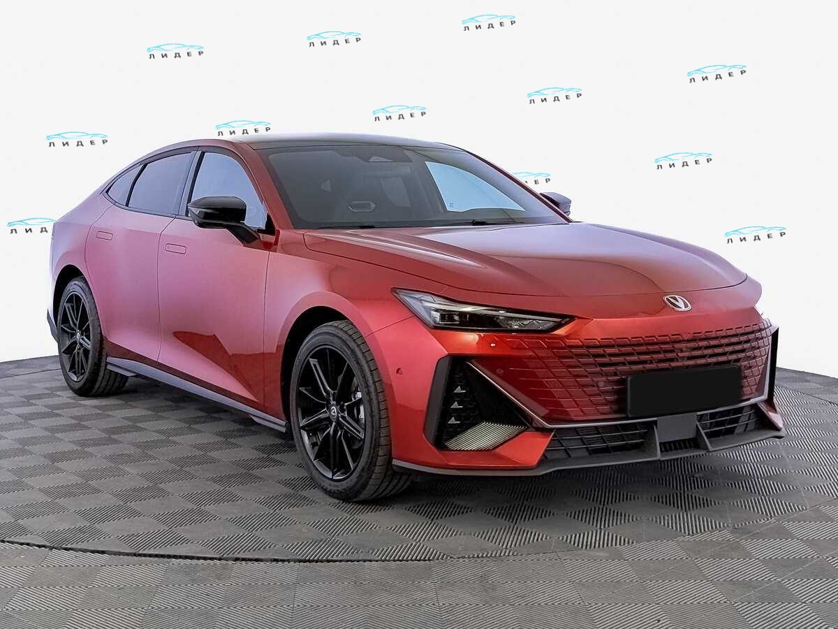 Б/У Чанган УНИ-В 2024 года. Фото: #2