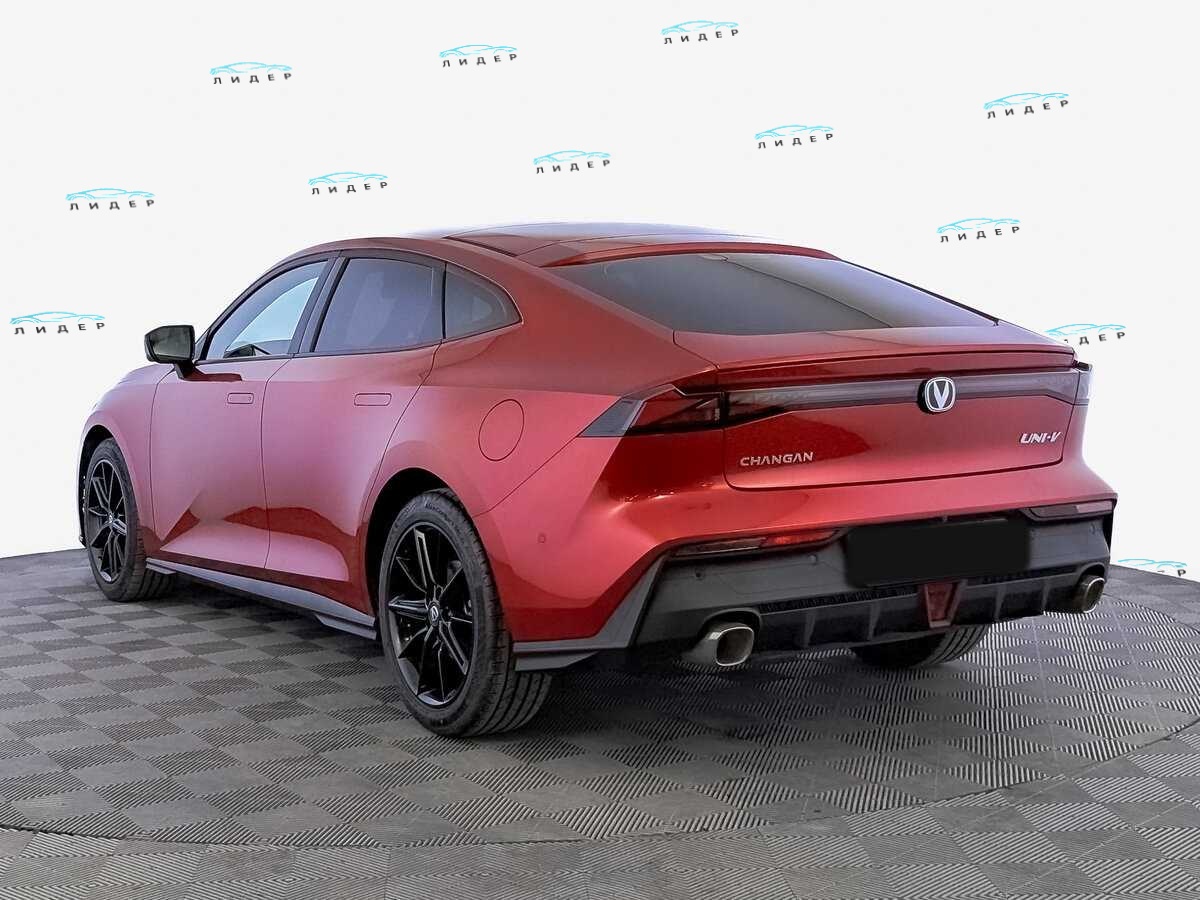 Б/У Чанган УНИ-В 2024 года. Фото: #6