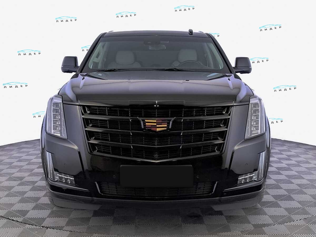 Б/У Кадиллак Эскалэйд 2019 года. Фото: #1