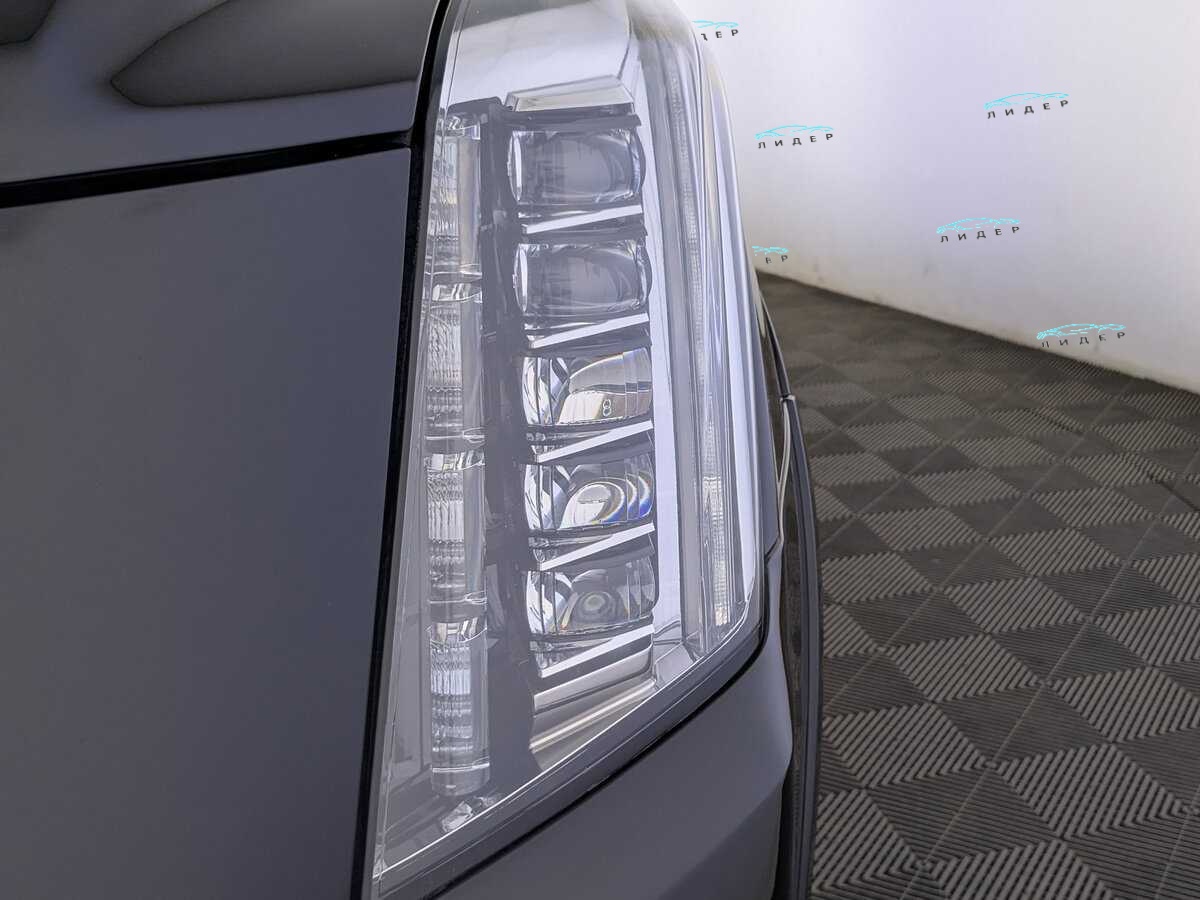 Б/У Кадиллак Эскалэйд 2019 года. Фото: #10