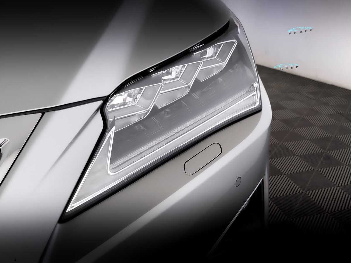 Б/У Лексус Р-Икс 2019 года. Фото: #16